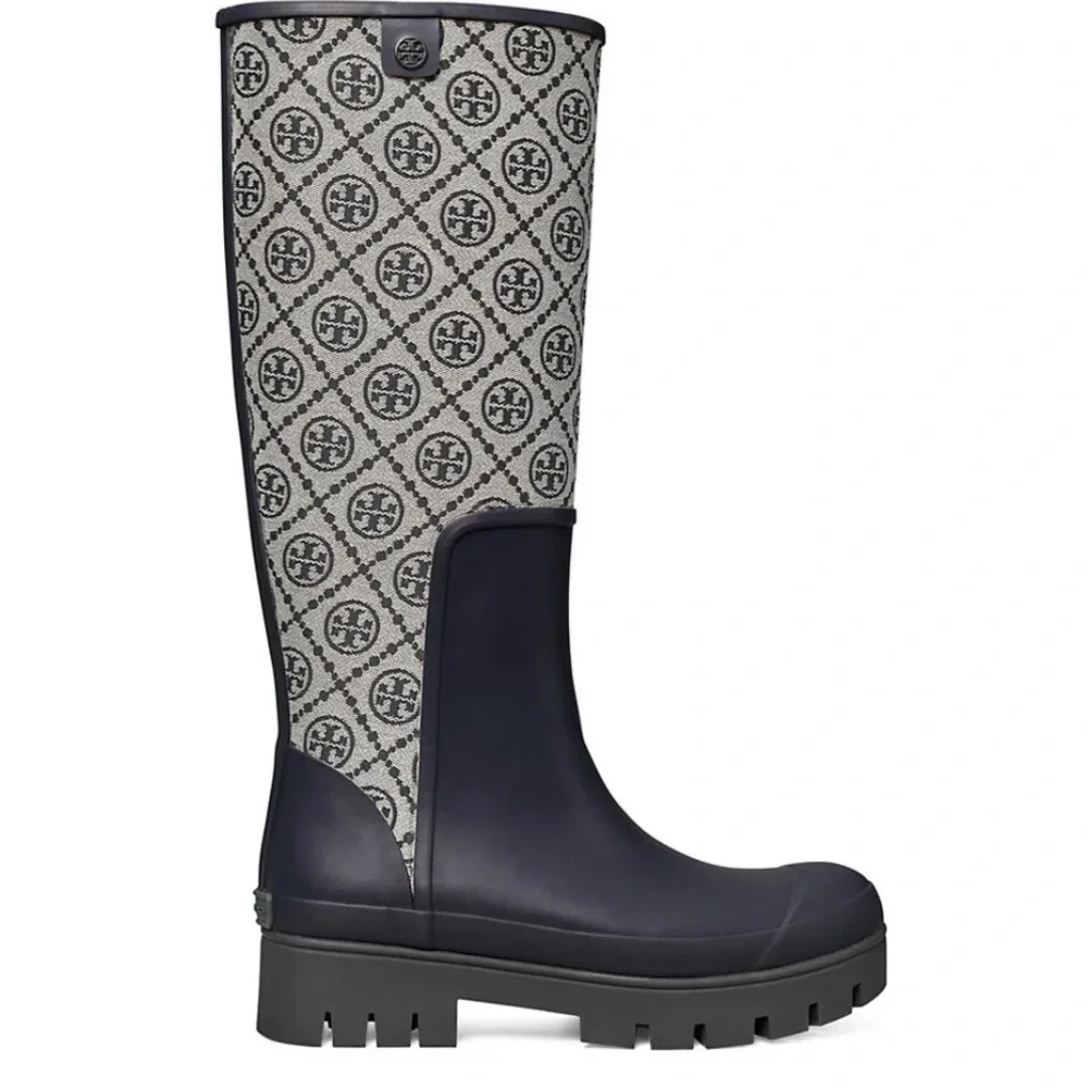 TORY BURCH WOMEN'S T MONOGRAM NAVY BLUE LOGO RUBBER FOUL WEATHER BOOT - Picture 2 of 3
